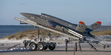 Görüş ötesinden otonom komuta: Valkyrie F-35'lerle uçtu