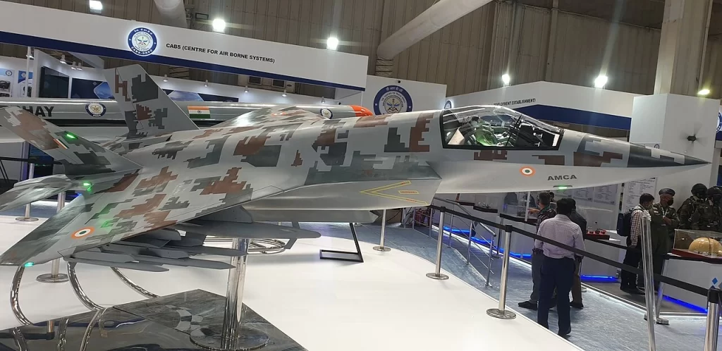 Hindistan'ın hayalet uçağına Rolls-Royce ve Reliance motoru