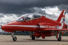 İngiltere yeni jet eğitim filosu için düğmeye bastı