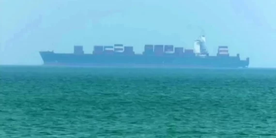İran'dan Hürmüz'de hamle: İki tanker vuruldu