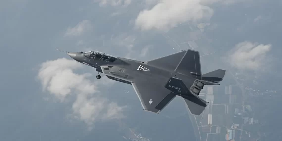 KF-21 savaş uçağına yerli uzun menzilli hava-hava füzesi
