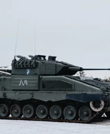 Letonya'dan 800 milyon euroluk adım: İlk Hunter ZMA tanıtıldı
