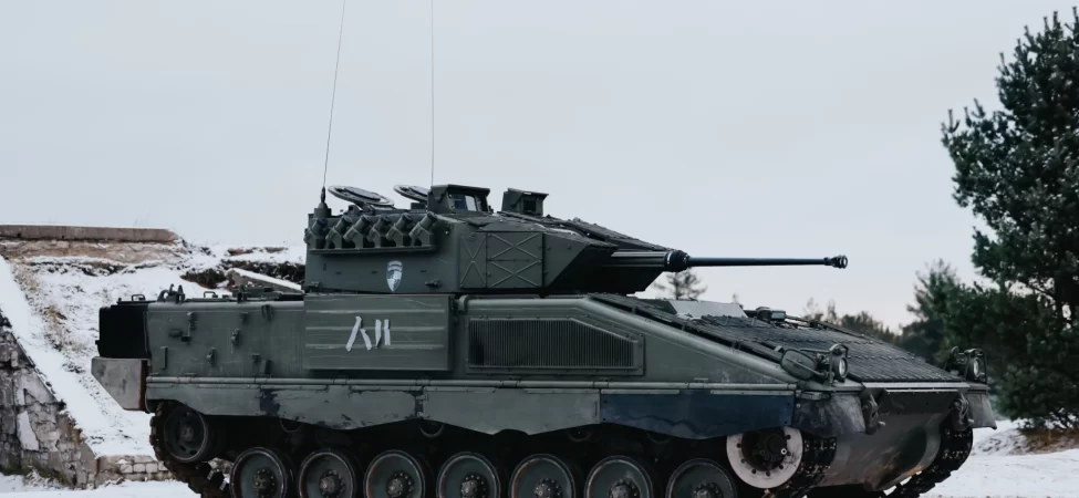 Letonya'dan 800 milyon euroluk adım: İlk Hunter ZMA tanıtıldı