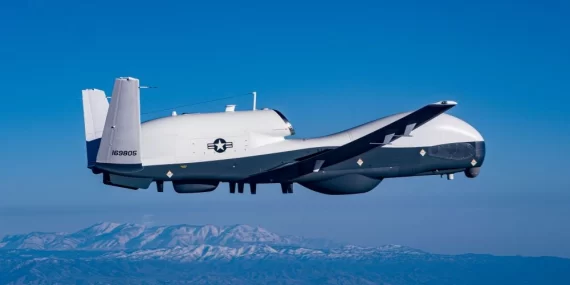 Northrop Grumman ve Boeing'den insanlı-insansız uçuşta ilk!