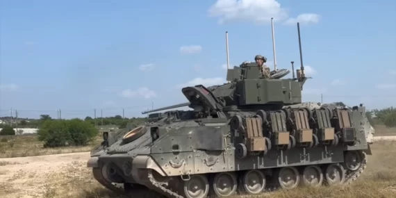Zırhlı birliklerde yeni dönem: Bradley robot sürüsü taşıyacak