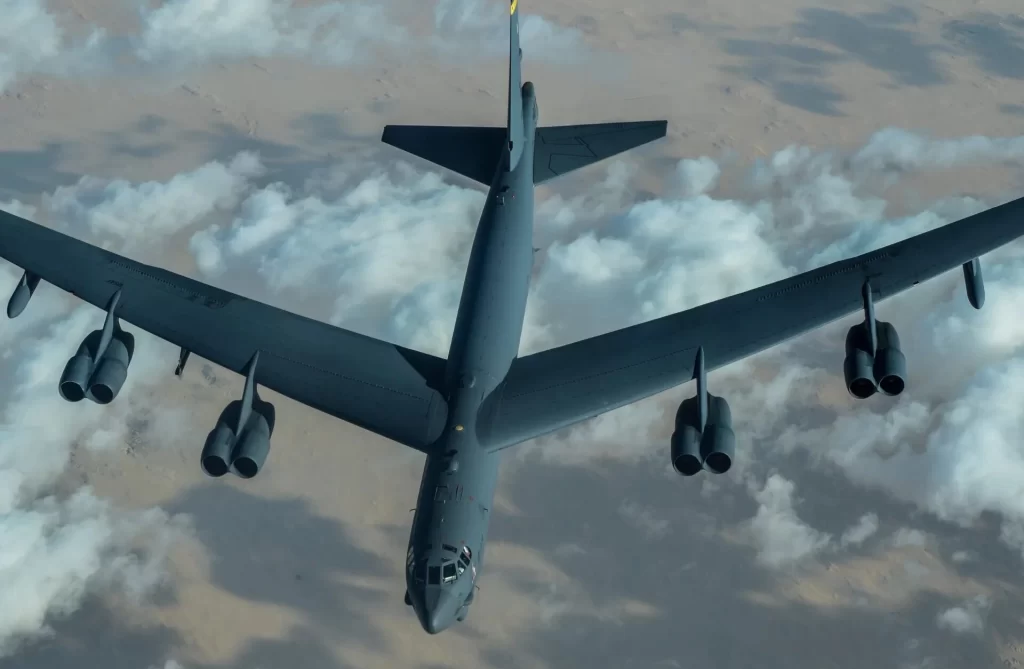 B-52 bombardıman uçaklarına yeni nükleer seyir füzesi için 46 milyon dolarlık imza
