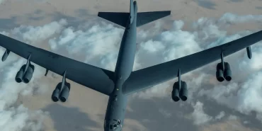 B-52 bombardıman uçaklarına yeni nükleer seyir füzesi için 46 milyon dolarlık imza