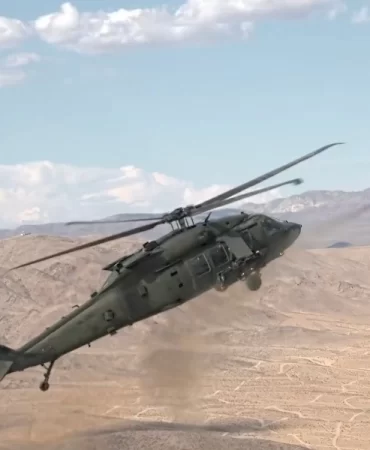 Black Hawk helikopterinden tarihi İHA testi: Hedefler vuruldu