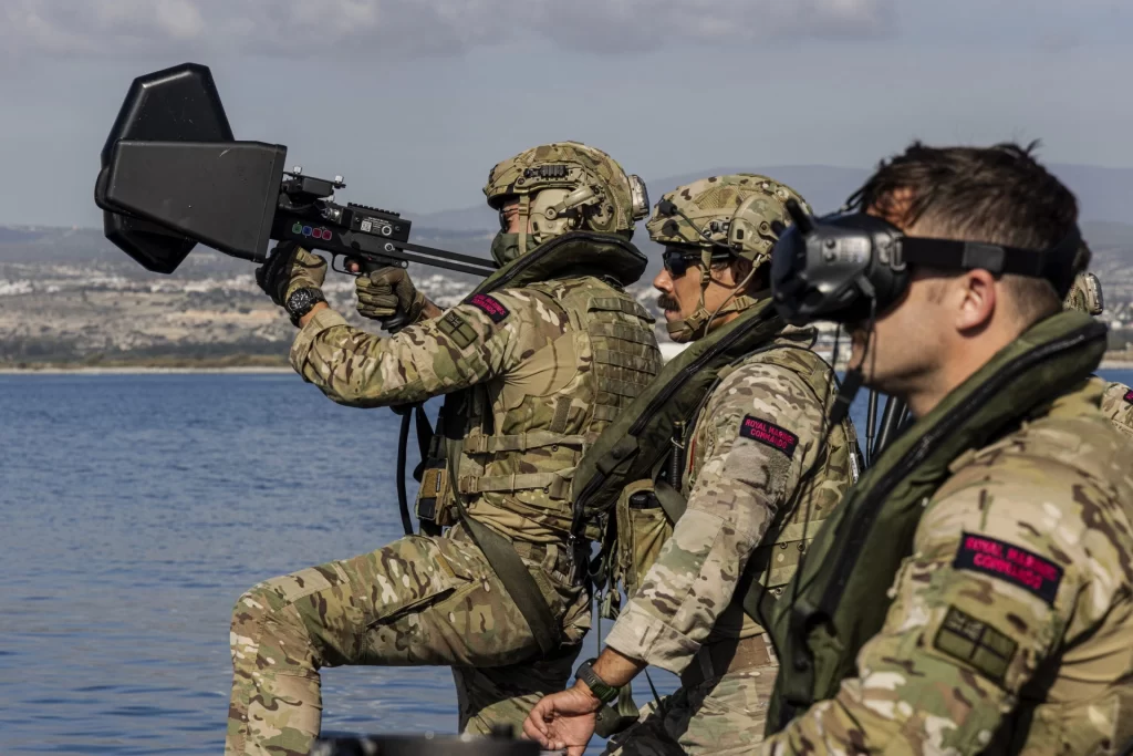 İngiltere'den sürü dronlara karşı 6,8 milyon dolarlık hamle