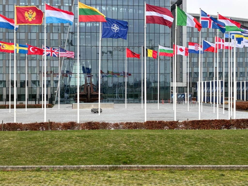 NATO'dan Amazon'a ittifak genelinde gizli bulut onayı çıktı