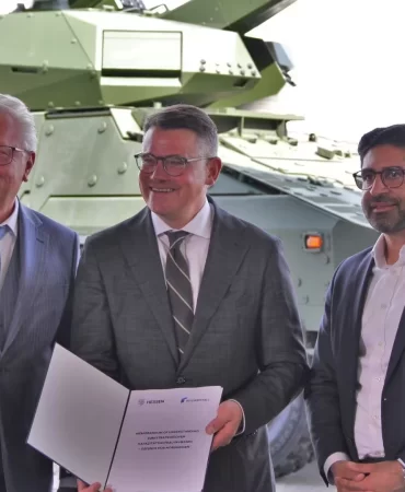 Rheinmetall'den Almanya'ya yüz milyonlarca avroluk lojistik ve İHA üssü