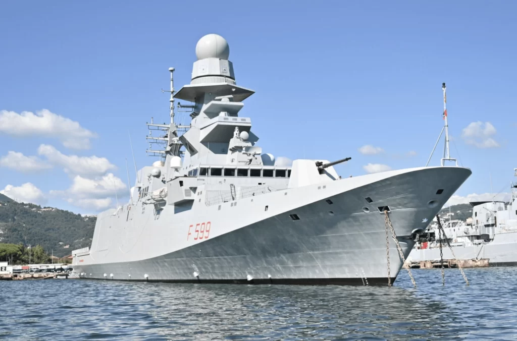 Yunanistan İtalya'dan iki adet FREMM fırkateyni alıyor