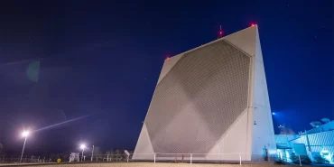 ABD'nin erken ihbar radarlarına dijital kalkan: Raytheon devrede